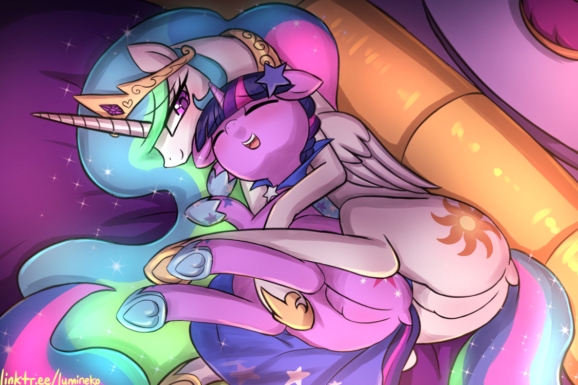 A Gala Getaway Cuddle